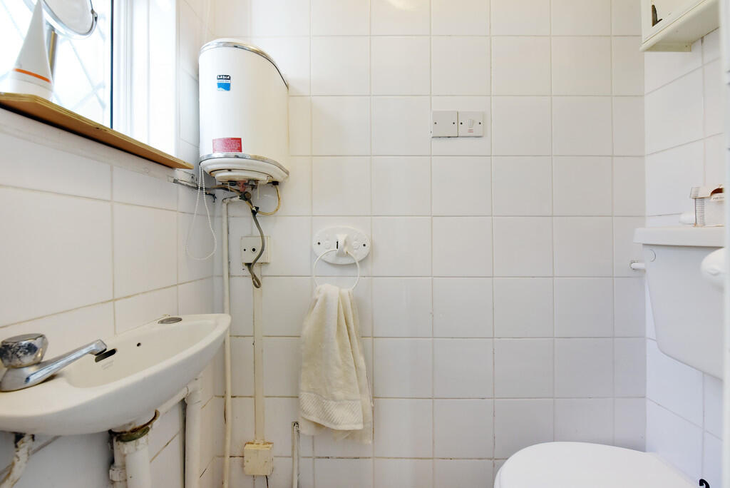 49 pownall road (...