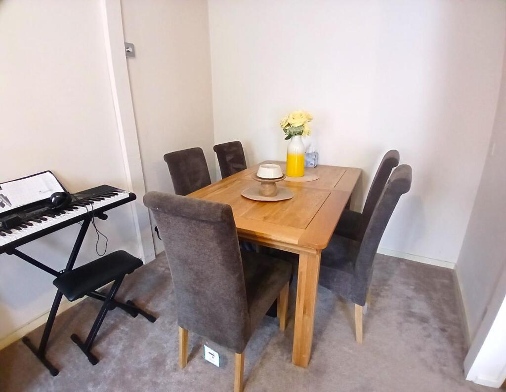 Dining Area.jpg