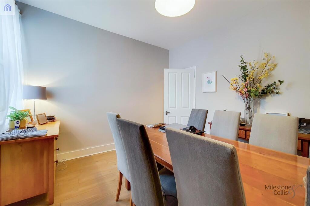 4_Dining Room-0.jpg