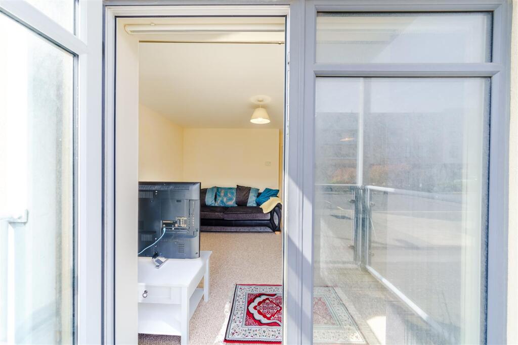 28 Charlton Blvd - Real estate photography by Phot