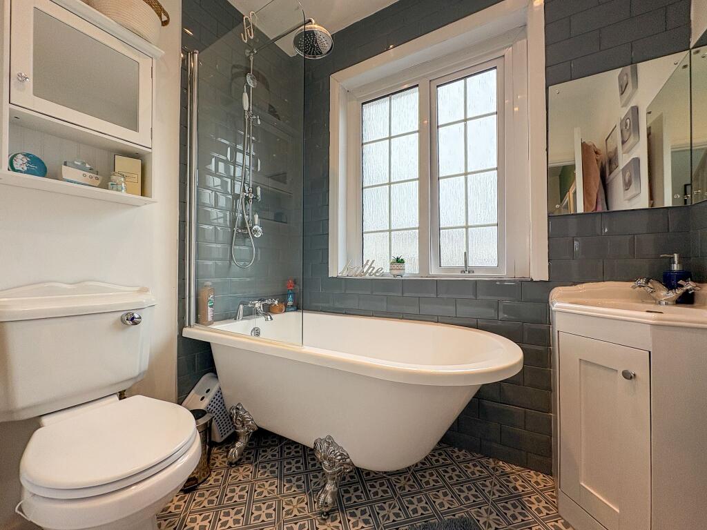Main Bathroom