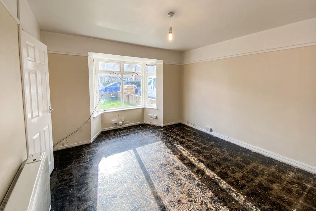 20 Manor Road, Chippenham, Wiltshire, SN14 0LH
