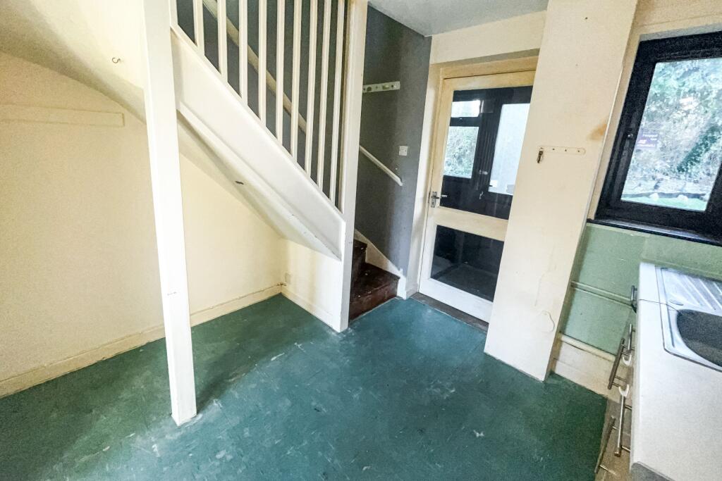 7 Grove Close, Totnes, Devon, TQ9 5EP