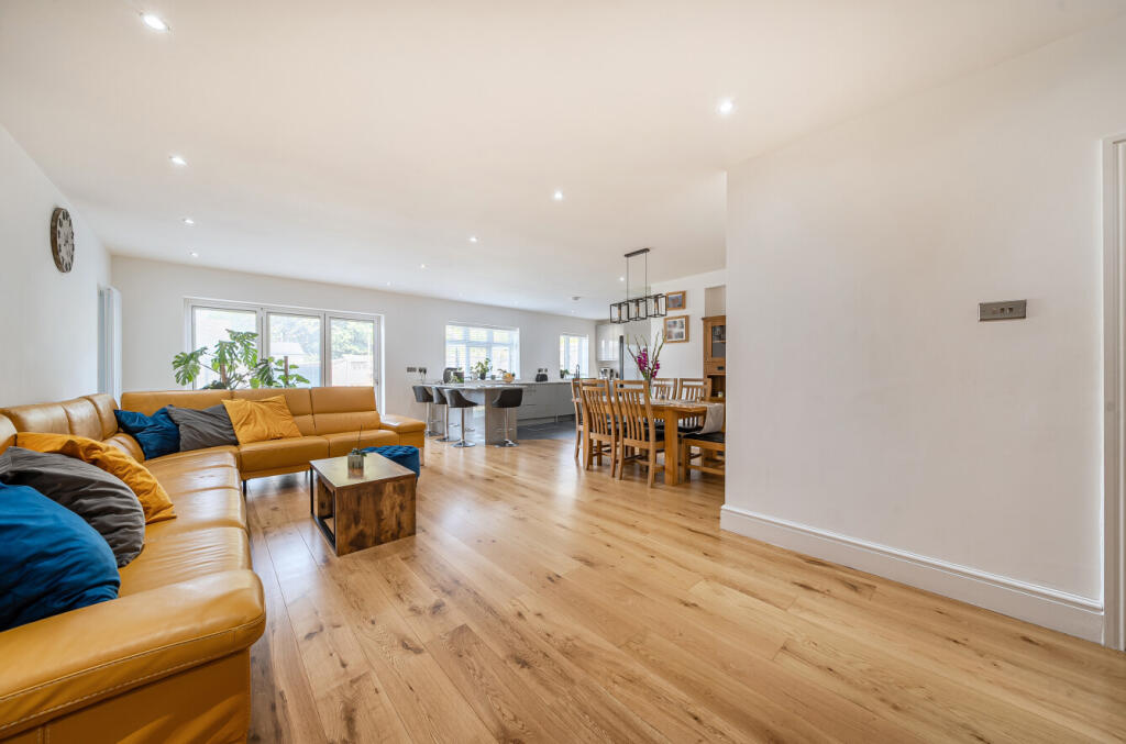 1334243-13-689353...