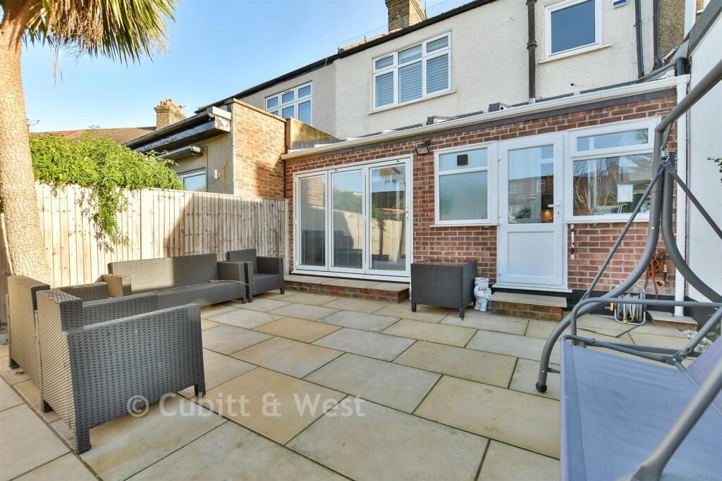 Patio / Decking