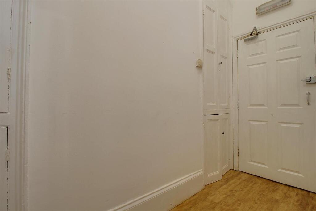 Flat 1