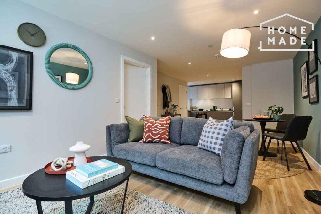 a8dae27682597a70804003727879