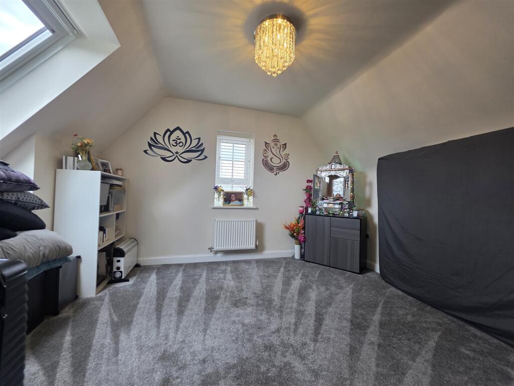 BEDROOM TWO