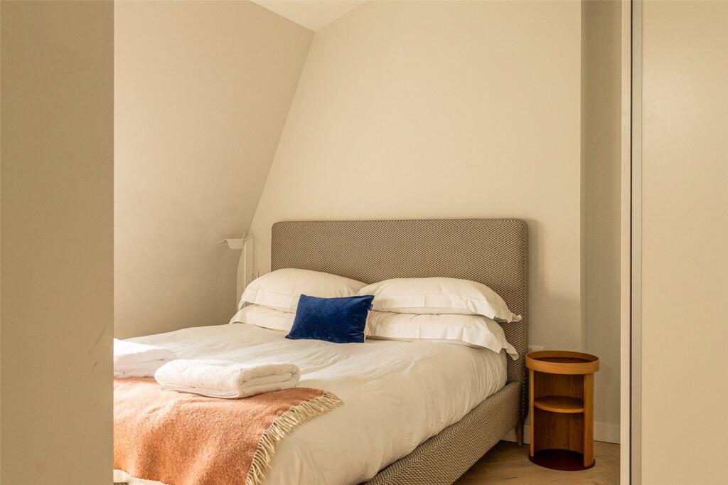Double Bedroom