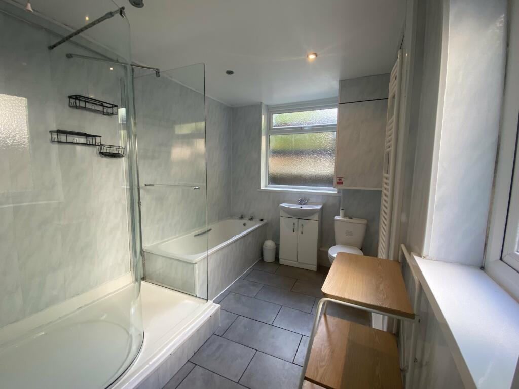 gf bathroom