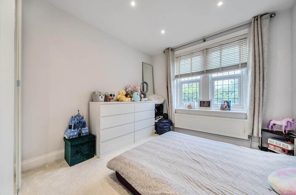 1310167-1-684946f...