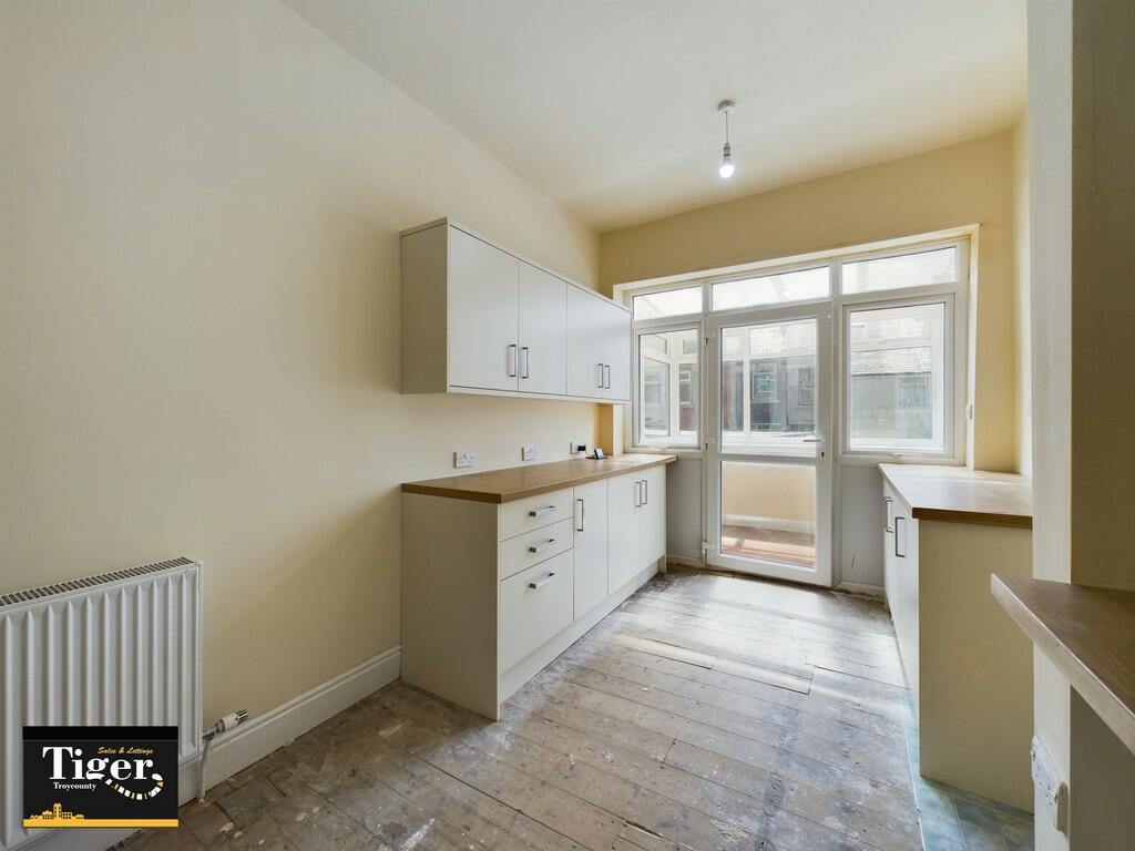 CAM03440G0-PR0081...