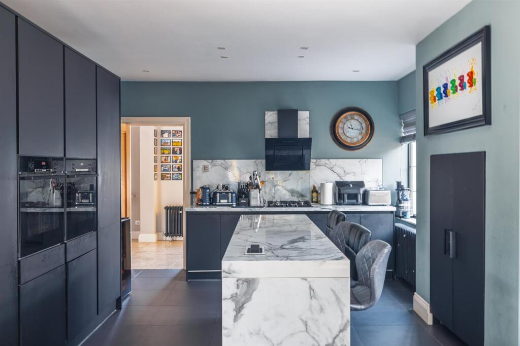 13 Chester Rd-31.jpg