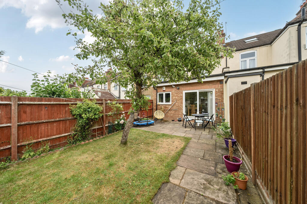 1303263-12-683efc...