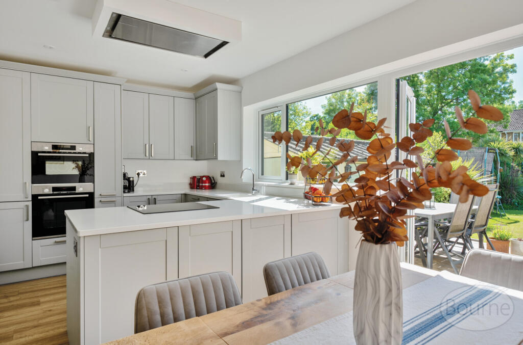 58660018-729c-4ba...