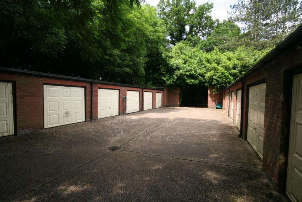 Garage Block