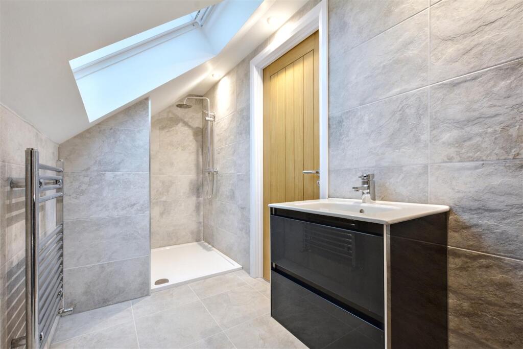 Ensuite 2_2.jpeg