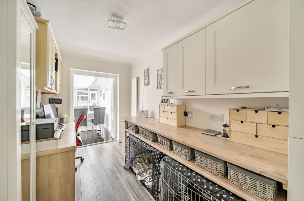 132678213687918b60a836