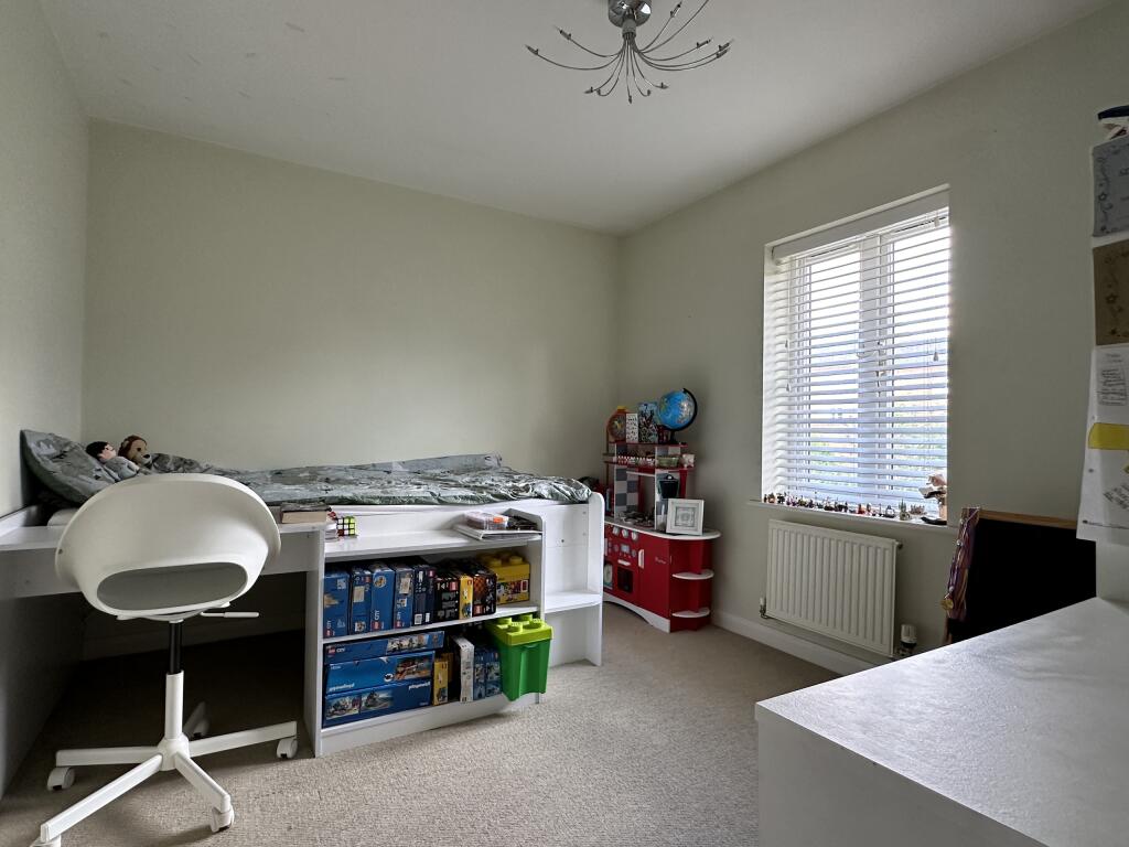 Bed 2.JPG
