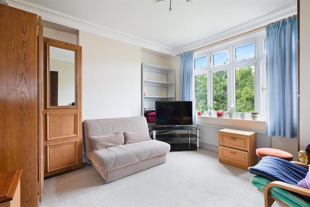 STONELEIGH AVENUE, 162- (12).jpg