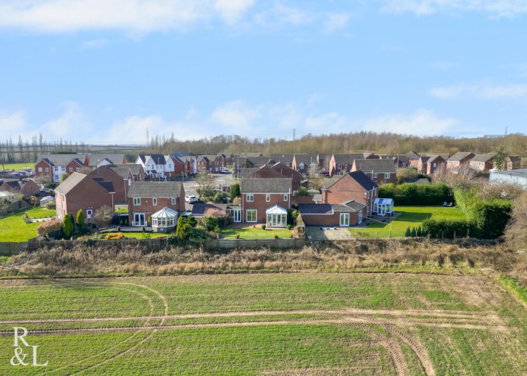 Warwick (24).jpg