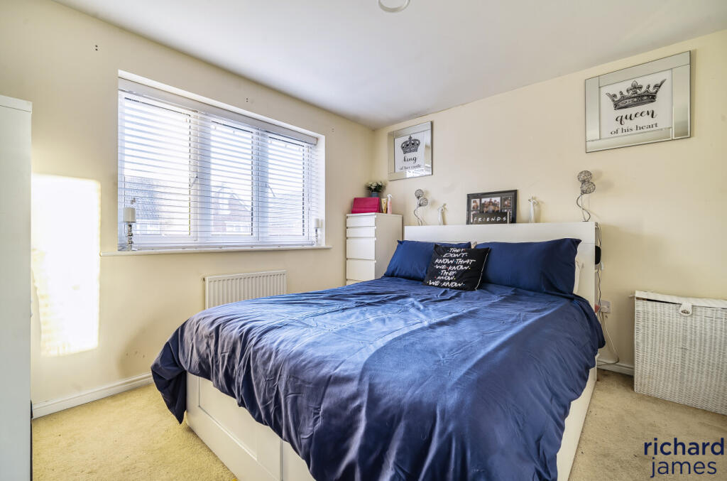 5e76d94d1efd4e498f4742b4b9e9f027