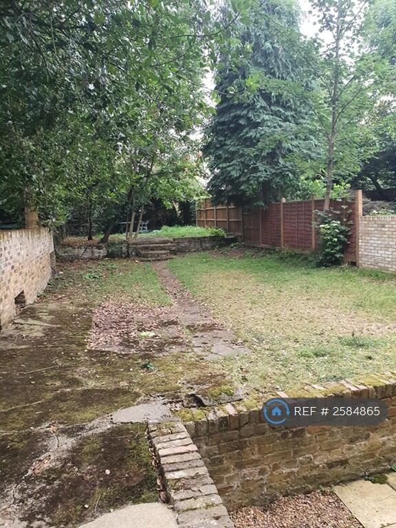 Rear Communal Garden