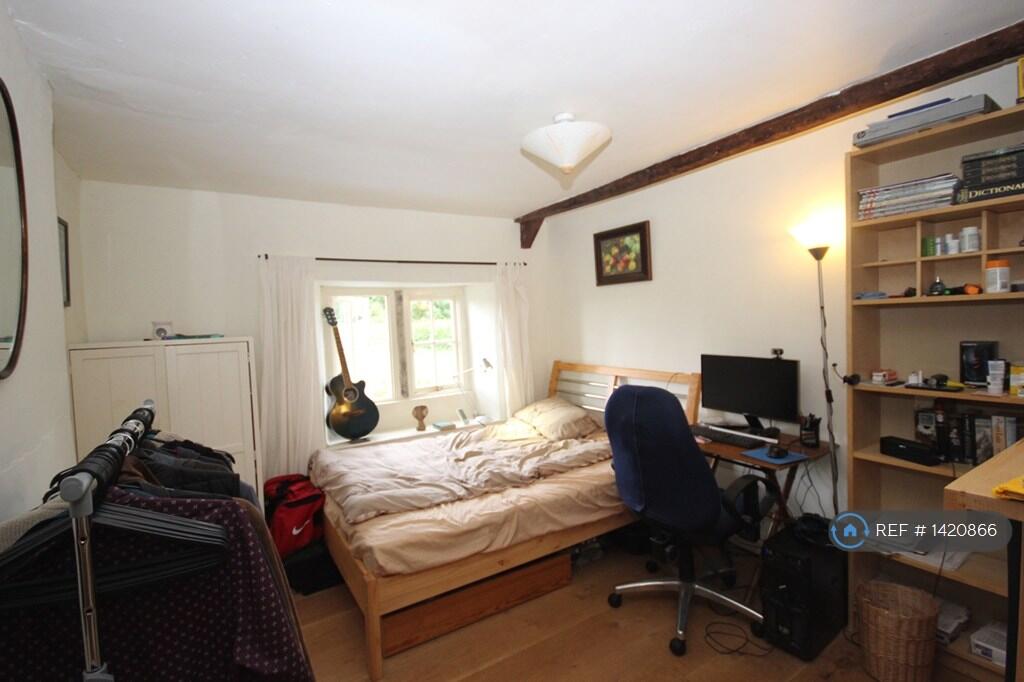 Double Bedroom 2