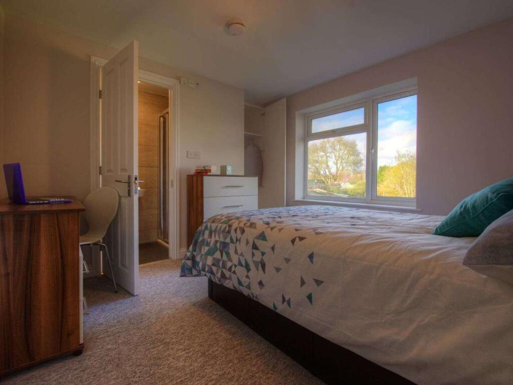 Copy of MED-WarwickRoad-Room4-CLM-2022.jpg