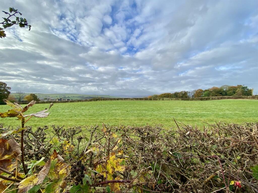 Bramleys Estate Agents - Slipper Lane - Mirfield (
