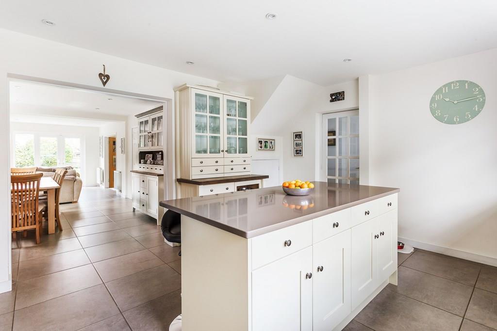 20-Badingham-Drive-23.jpg