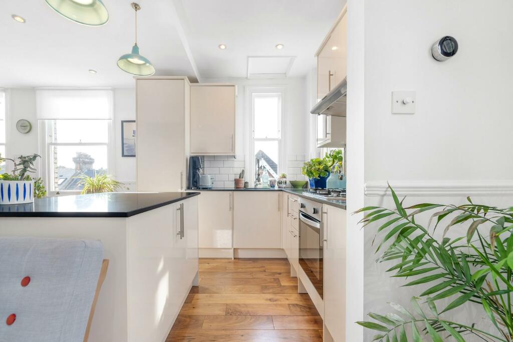 Kitchen.jpg