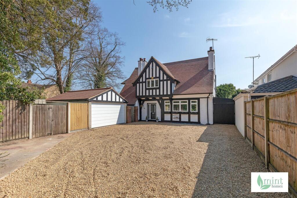 437__Woodham_Lane__Addlestone__Surrey__KT15_3QG45.