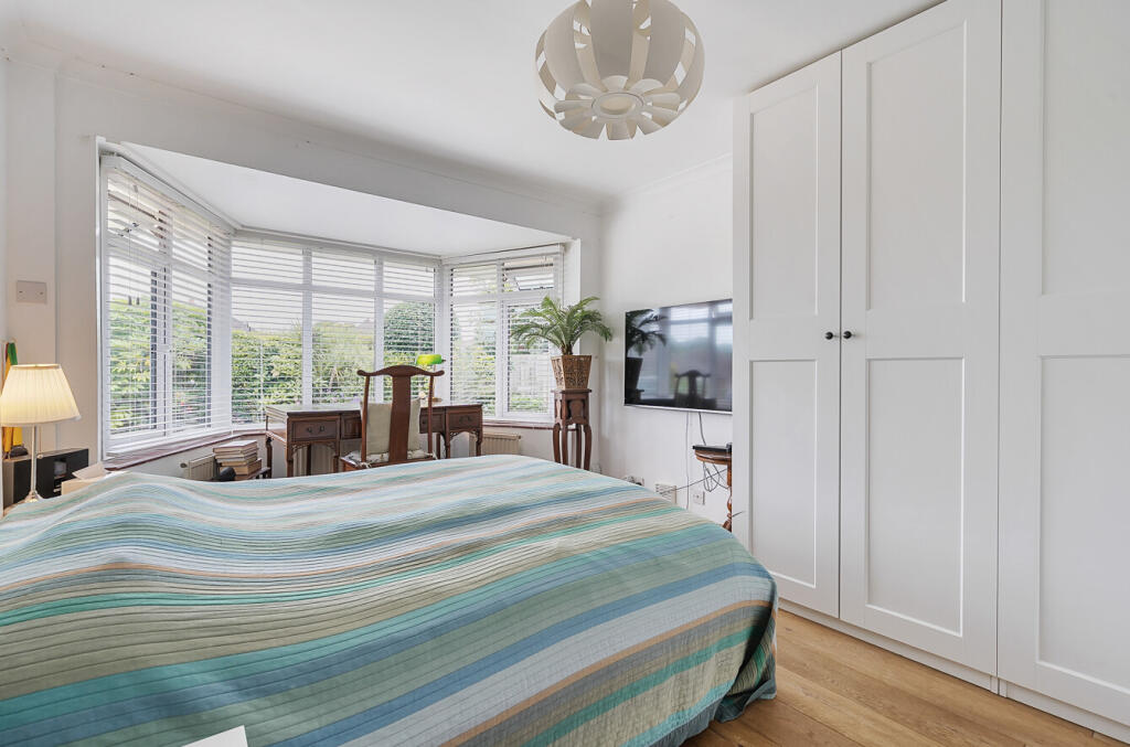 1343910-39-68a5e4...