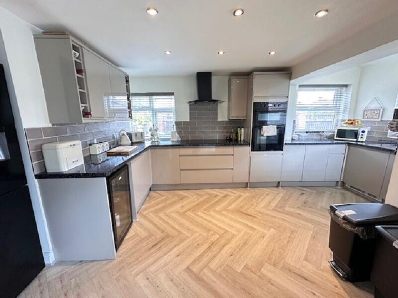 Kitchen .