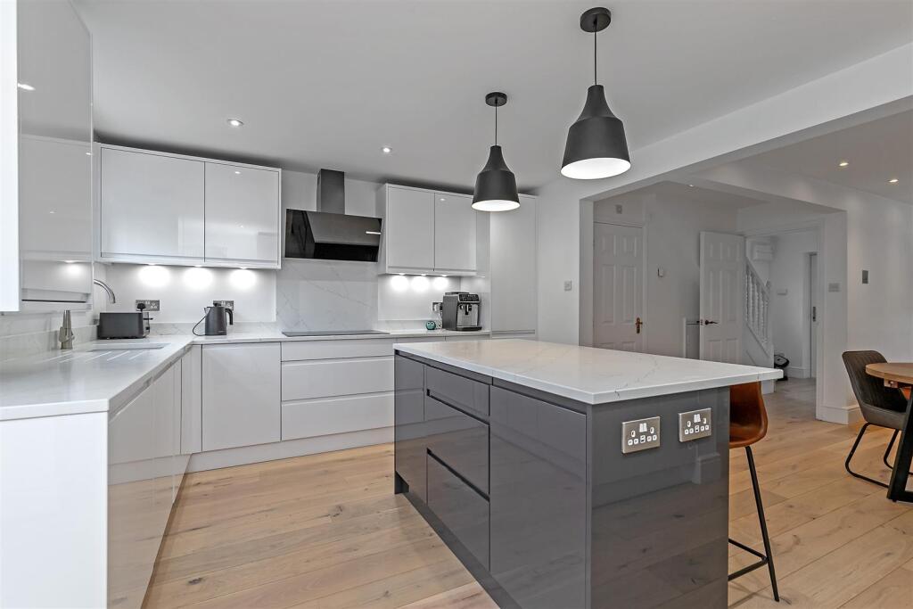 20GoldsmithWay-31.jpg