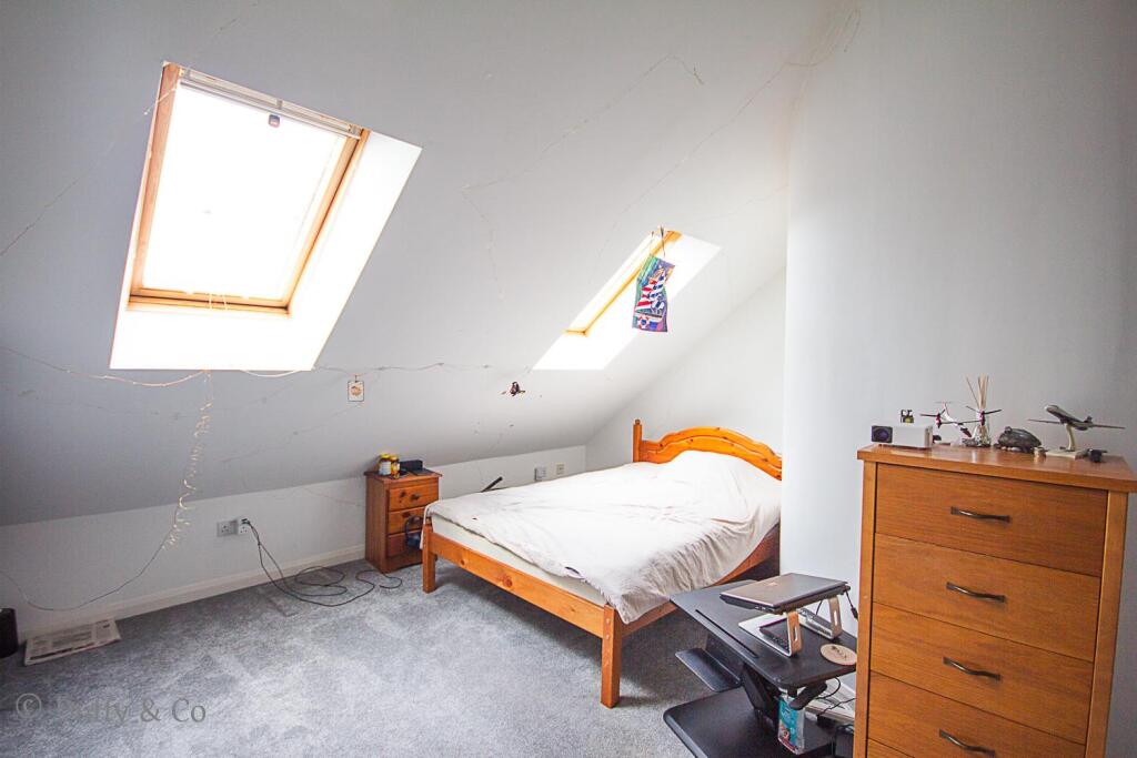 bedroom 1 (1 of 1).jpg