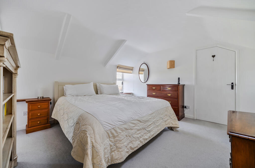 1386625-5-69303a6...