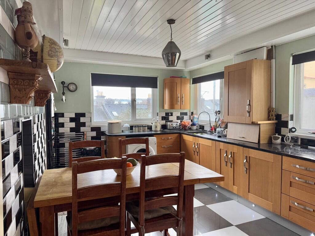 kitchen breakfast...