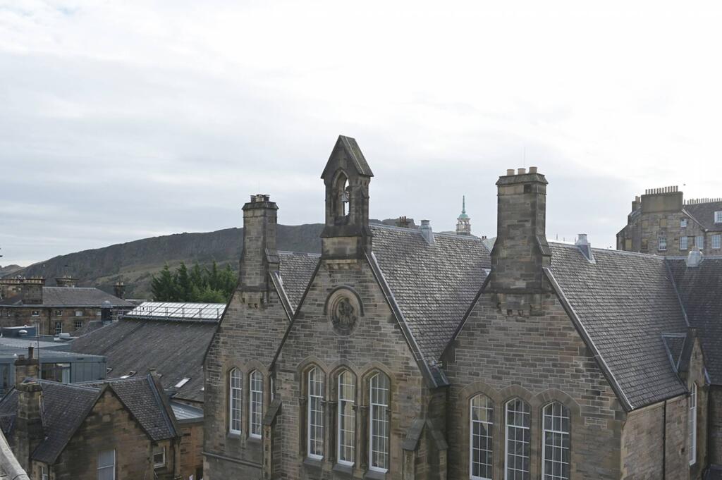 MFL7244953_392.jpg
