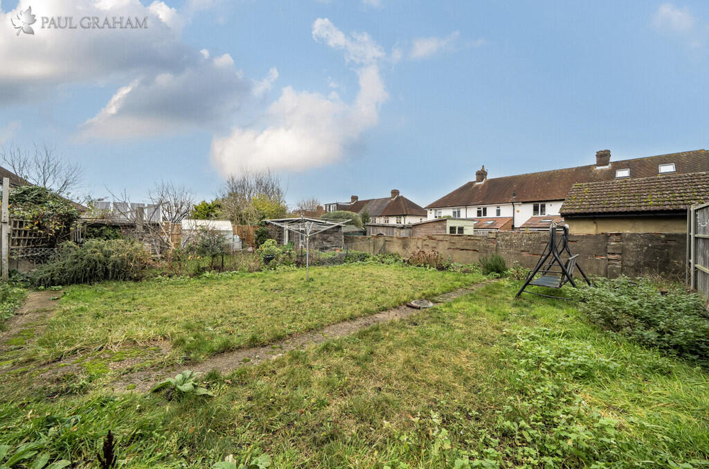 d15ff693-5927-4d4...