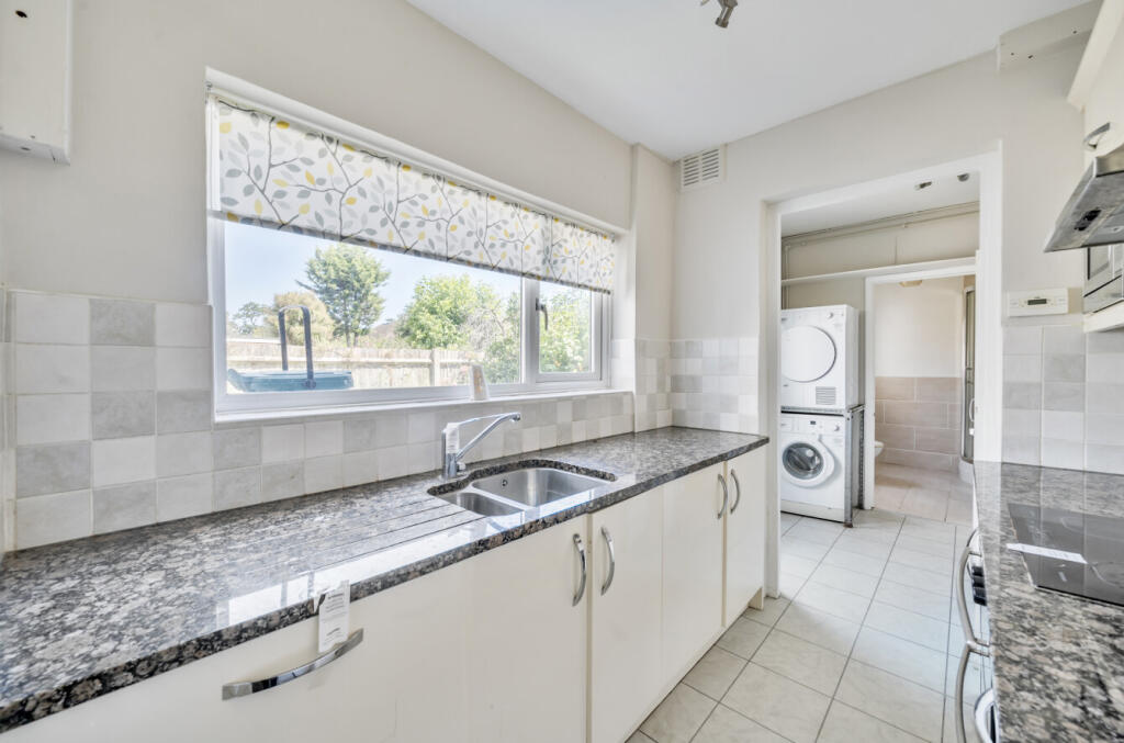 1320159-9-68719bc...