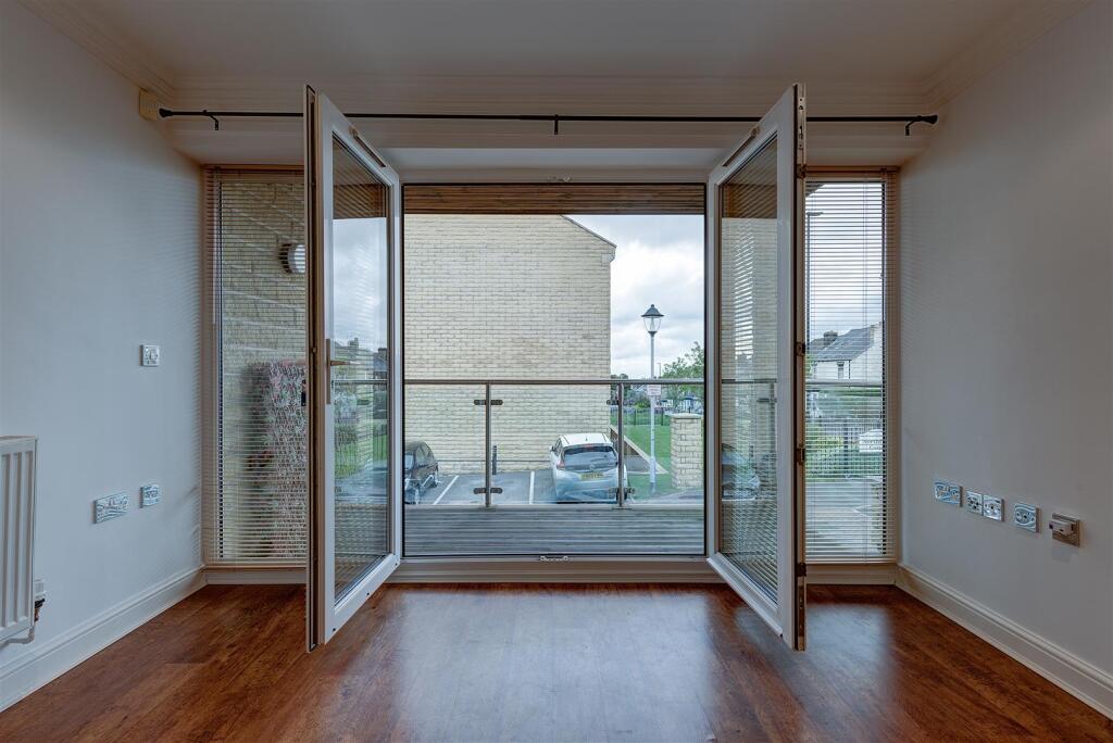 63NorthfieldCourt(Interior)(7of16).jpg
