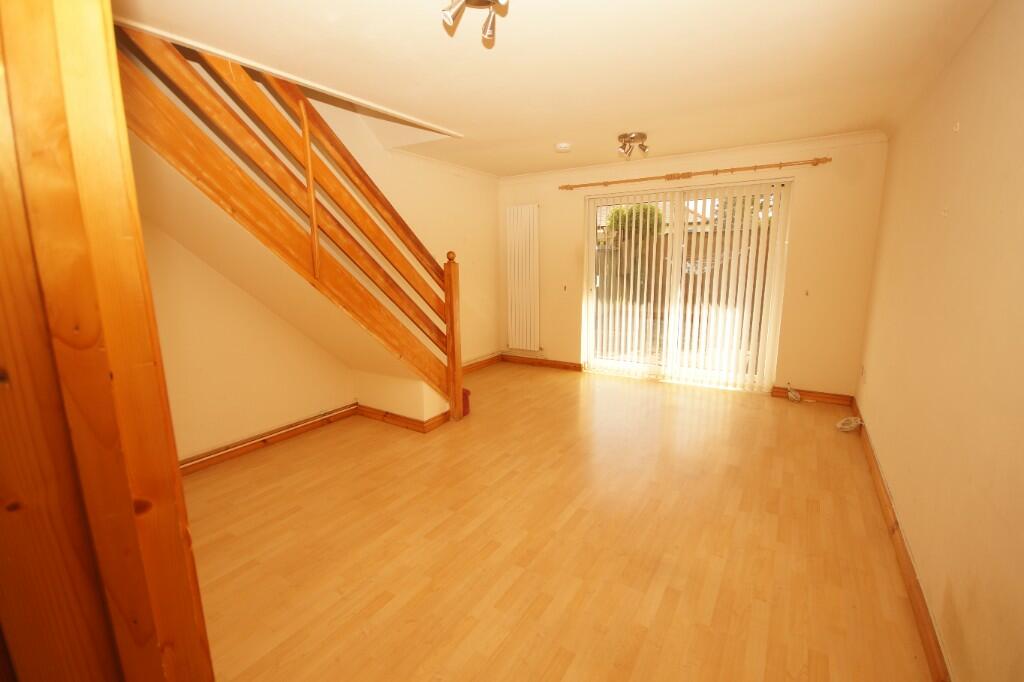37 Heathmead
