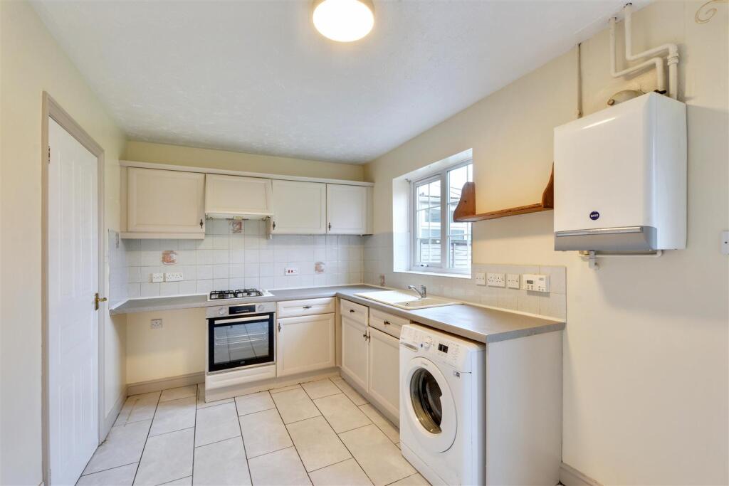Kitchen_2.jpeg