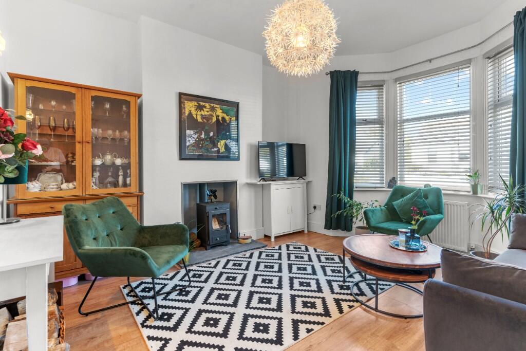 Front Lounge