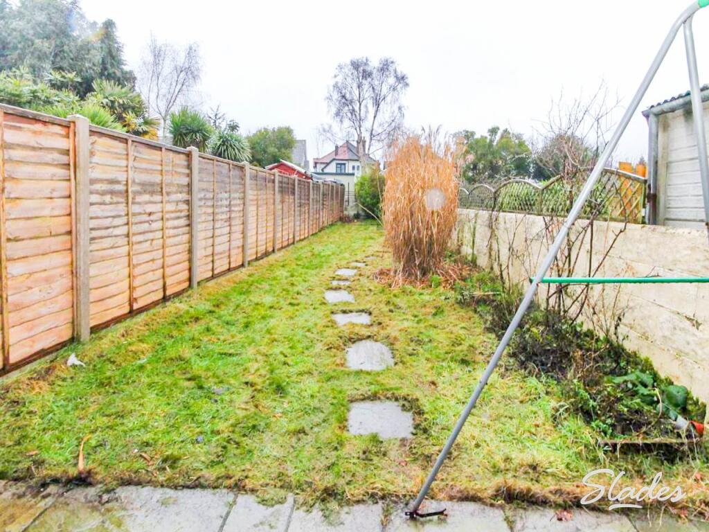 14a Lodge Road garde