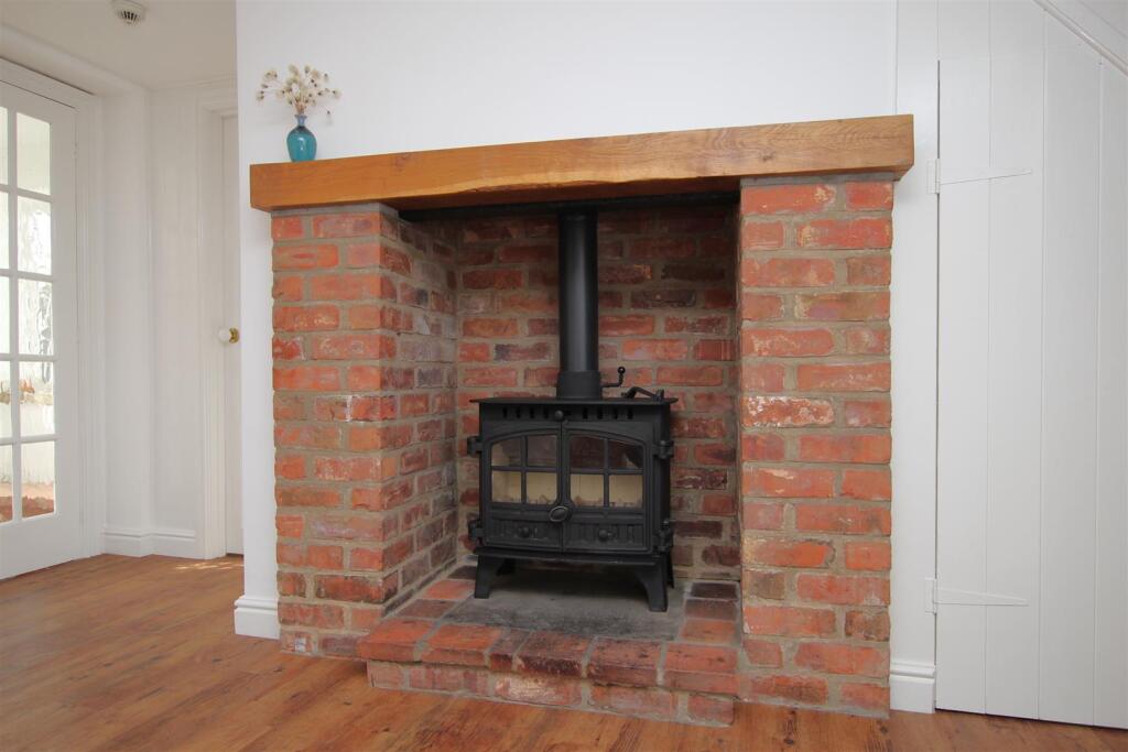 Feature Fireplace.JPG