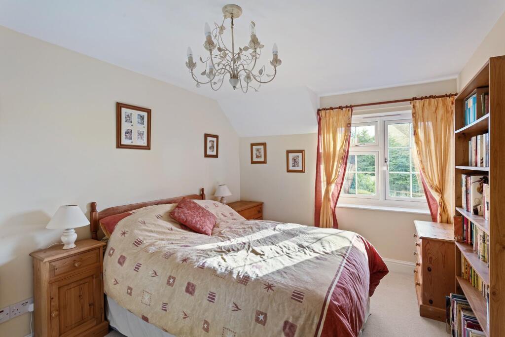 8 Hall Farm Cottage-03.jpg