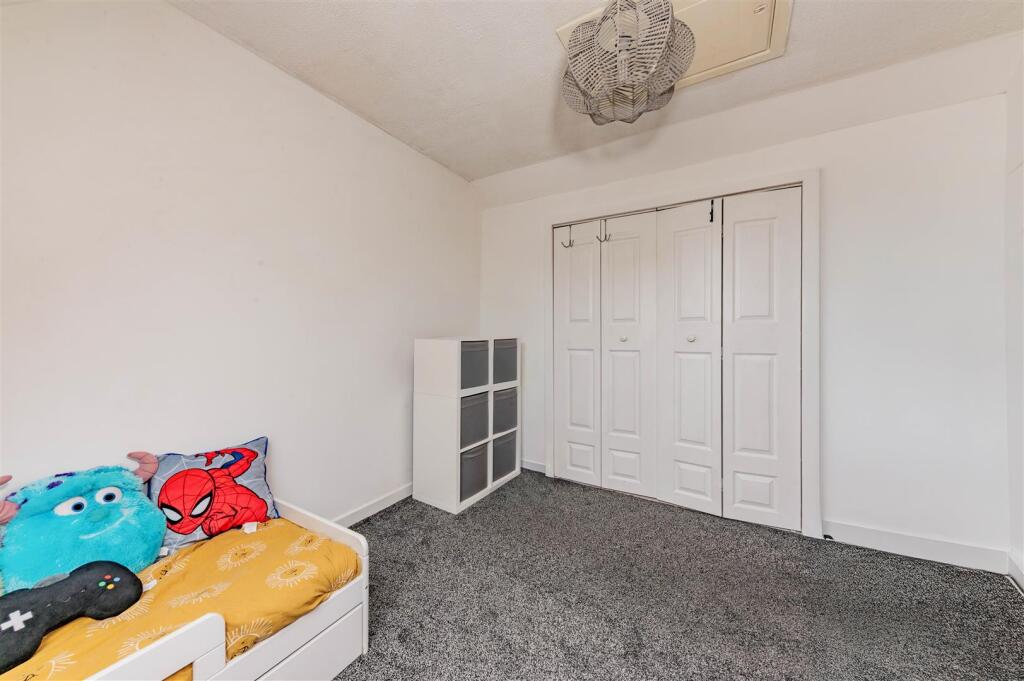 26 Loftus Road Dundee-9.JPG